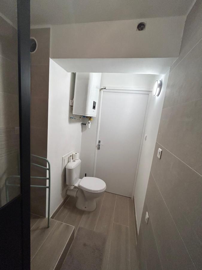 Petit Appart Cosy En Centre Ville Sete Bagian luar foto